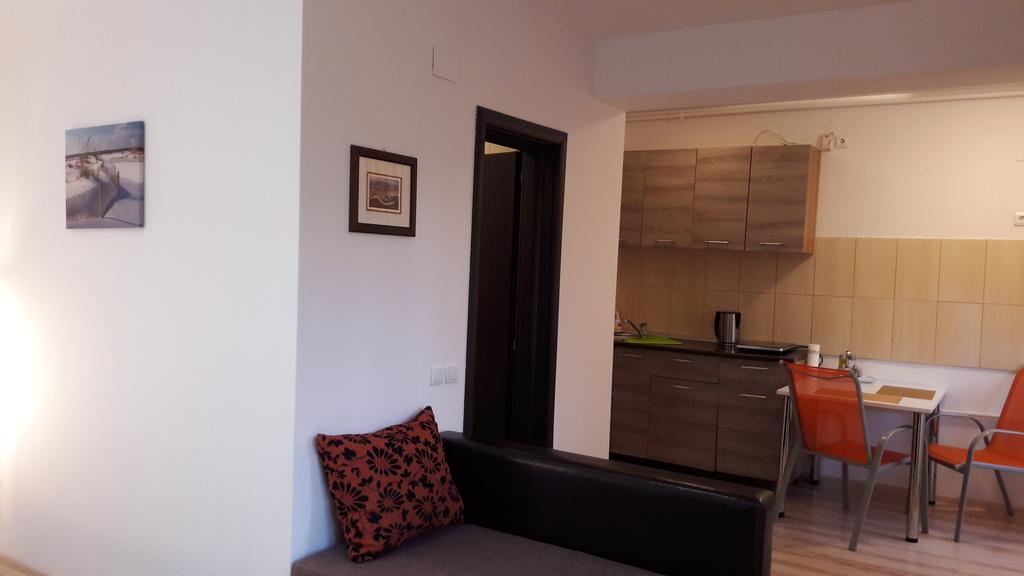 Studio Adina Apartment *