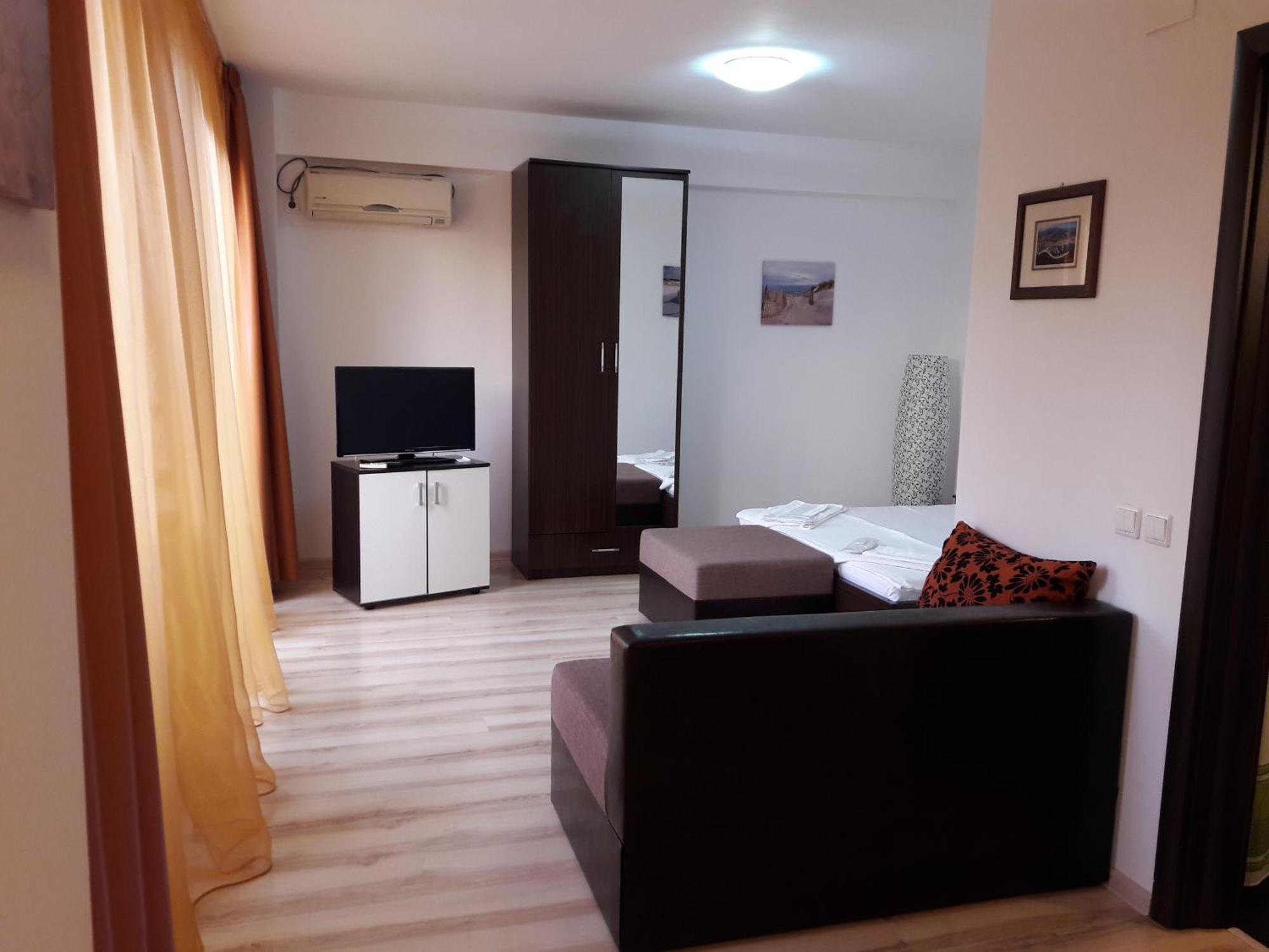 Apartment Studio Adina